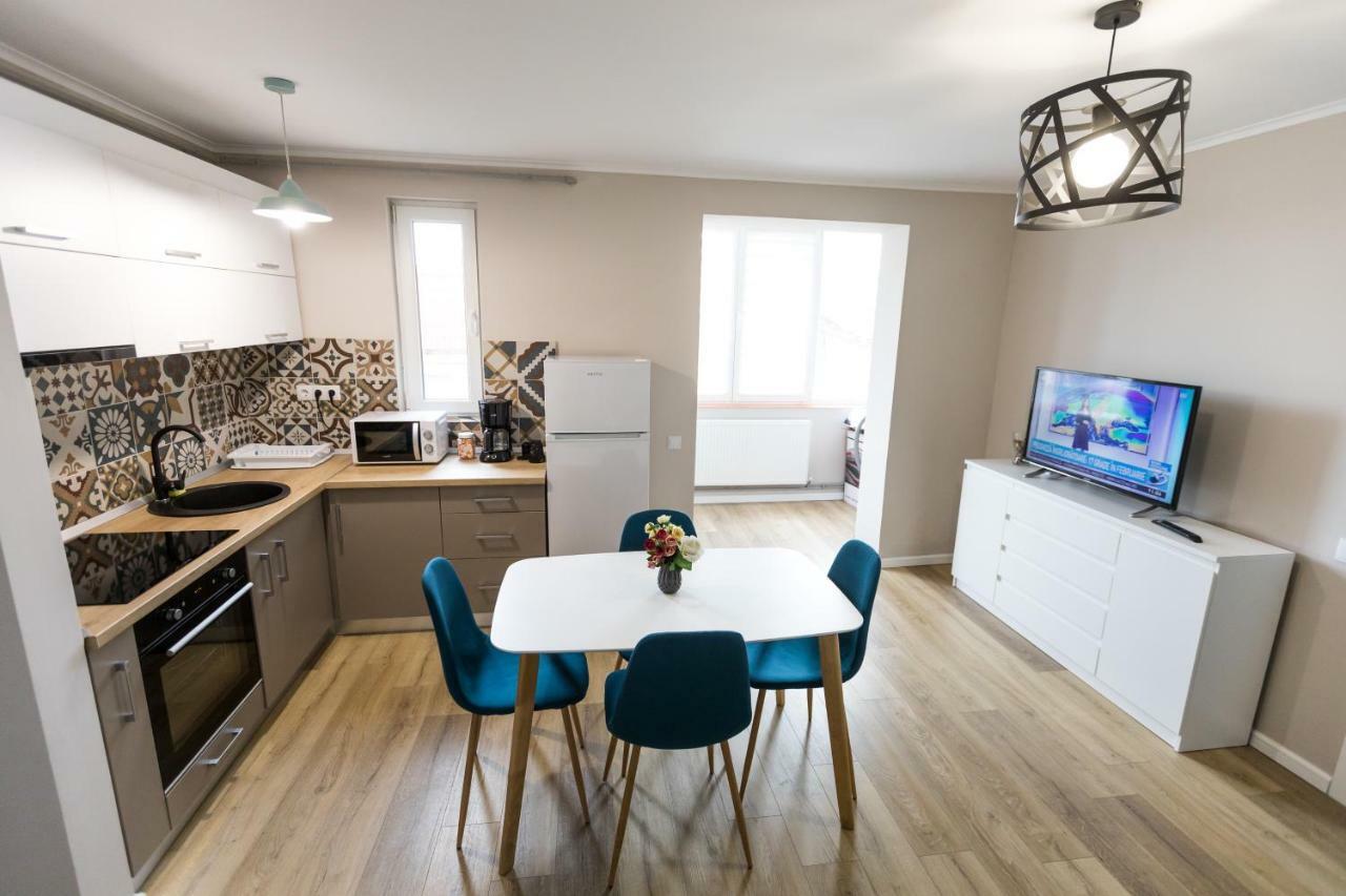 Sunshine Apartament Târgu-Mureş 外观 照片